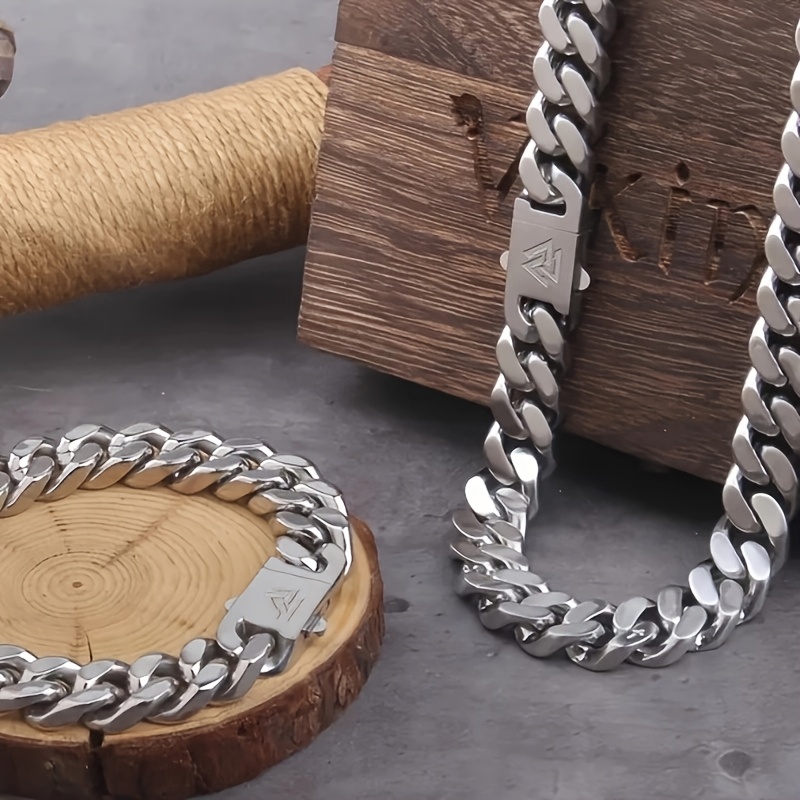 Cuban Link Chain 12Mm - 1個の高級バイキングキューバチェーンスーツ、ファッショナブルでハンサムなファッションアクセサリーは、毎日彼氏に贈るのに適しています。
