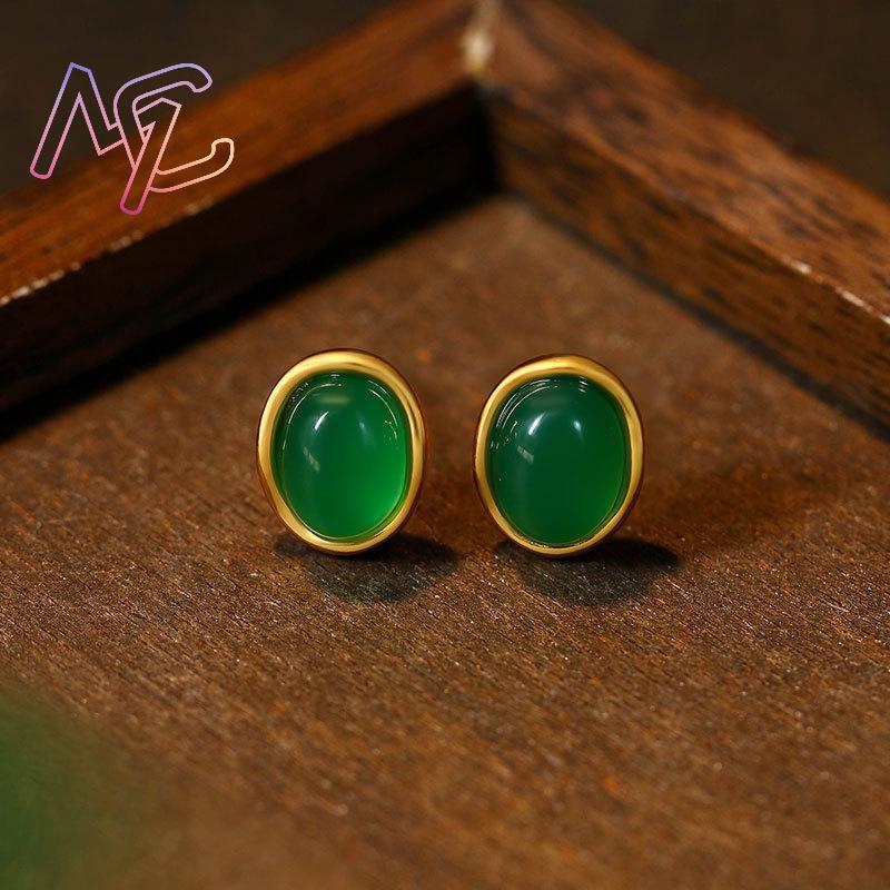 グリーン天然翡翠イヤリングお守り女性への高級ギフト彫刻された - Earrings のレビューと価格