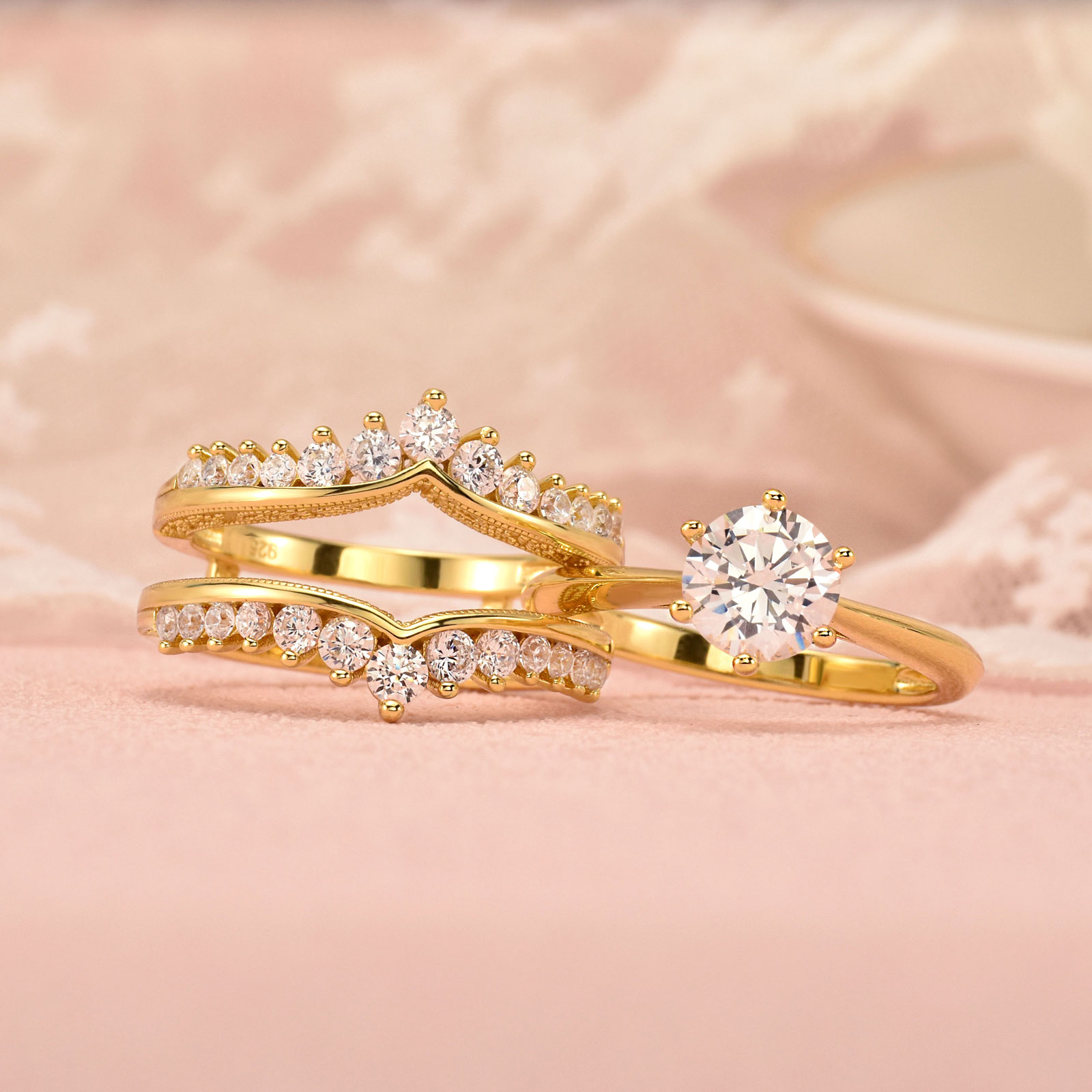 Newshe 14K イエローゴールドメッキ ブライダルリン - Moissanite Engagement Ring 1 Carat のレビューと価格