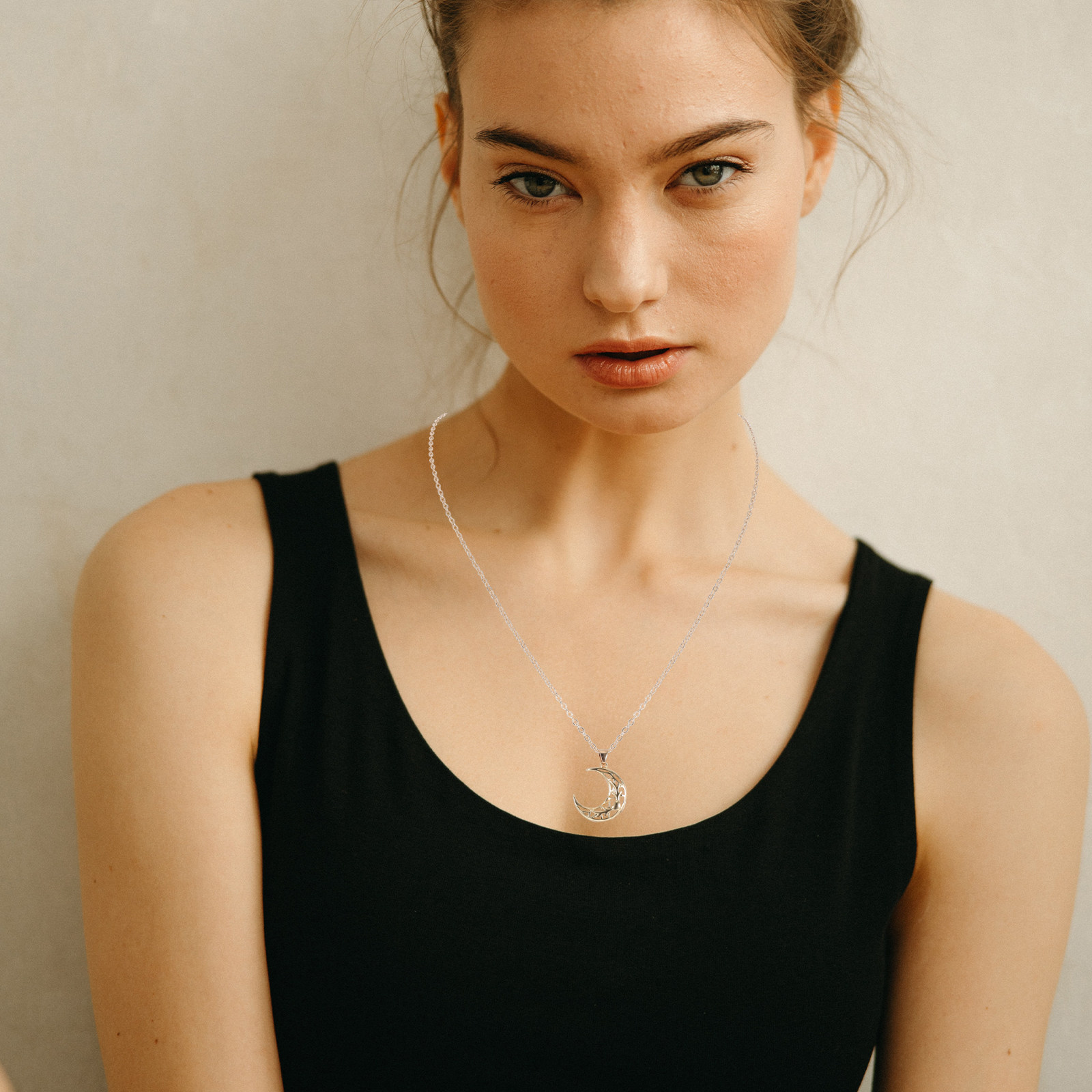 女性用磁石式ネックレス留め具、ペア用チェーンコネクター、友情 - Magnetic Couple Matching Necklaces のレビューと価格