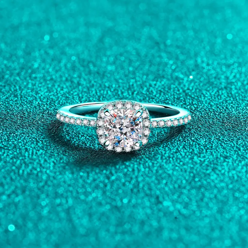 S925 スターリングシルバー モアサナイト リング 女性用 - Moissanite Engagement Ring 1 Carat のレビューと価格