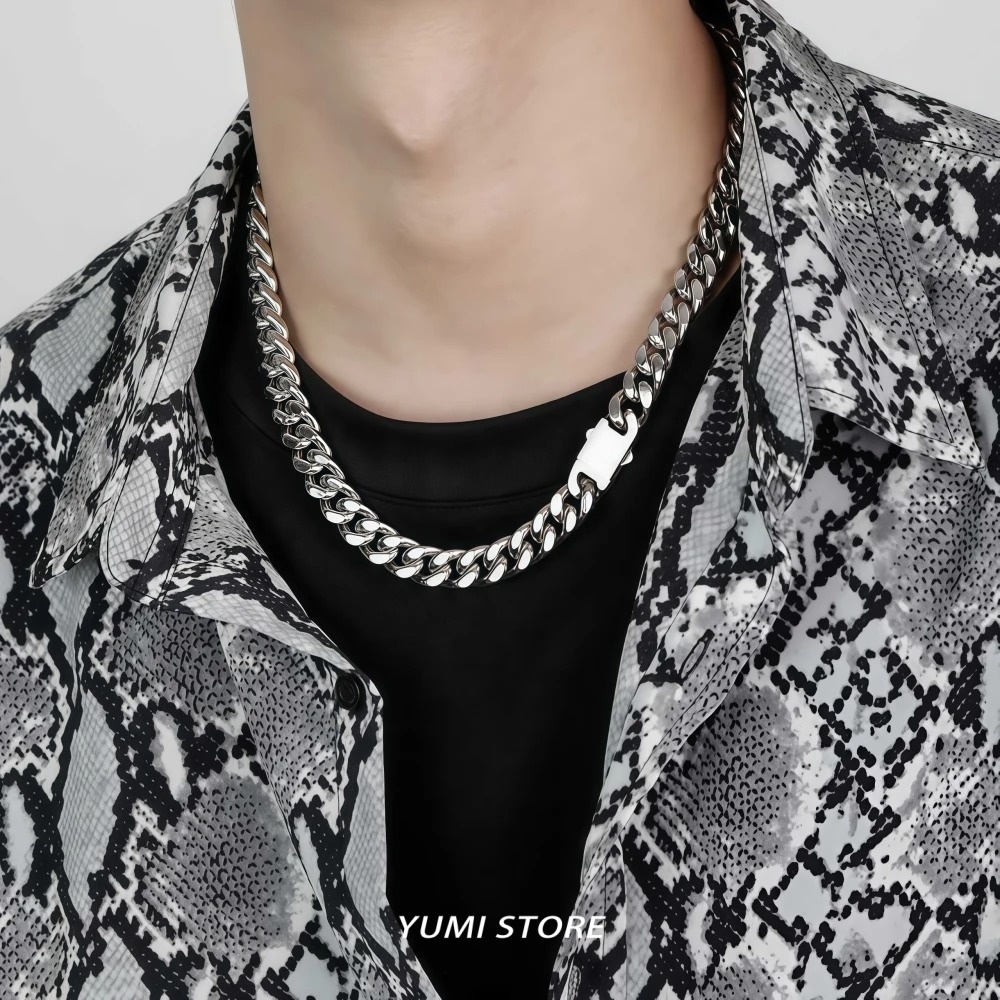 チタン鋼製ヒップホップスプリングバックルキューバンネックレス - Cuban Link Chain 12Mm のレビューと価格